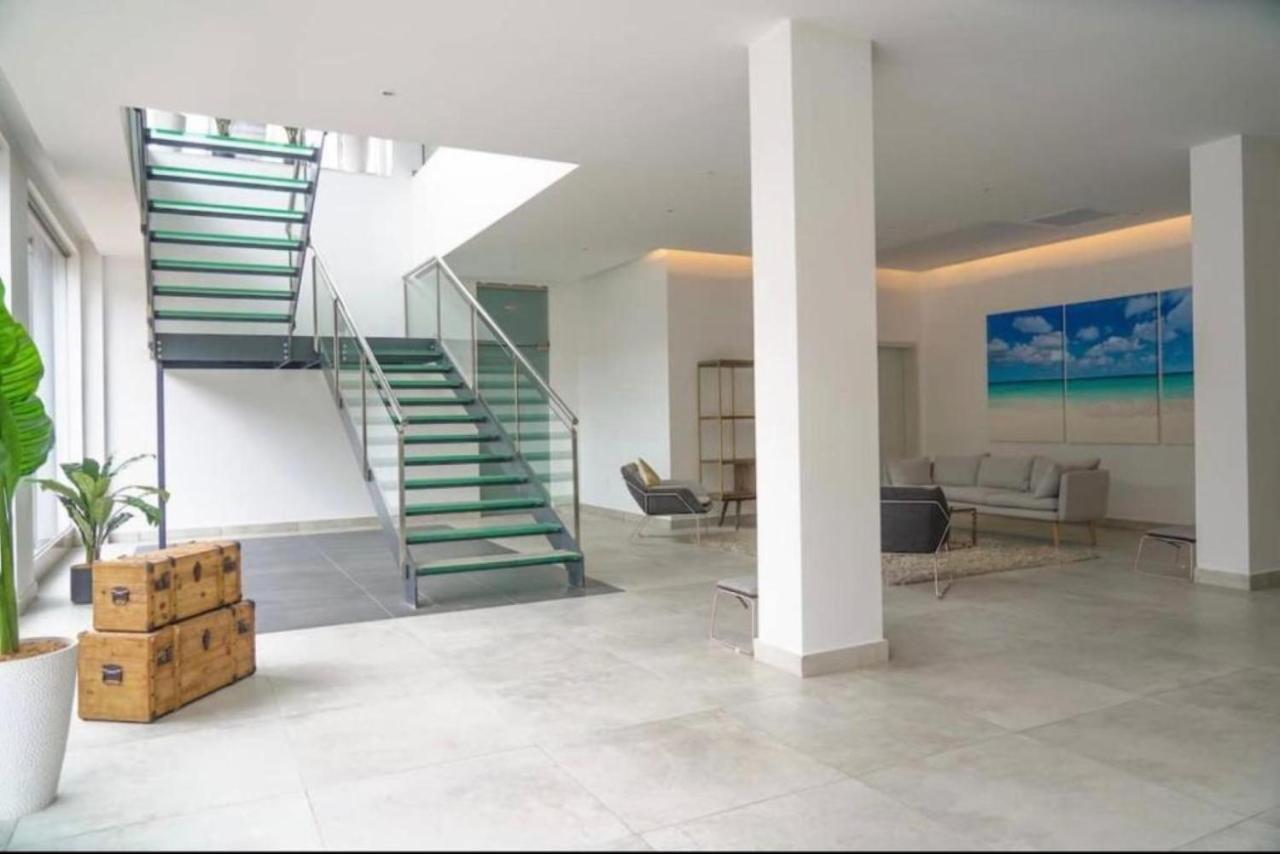 Stylish Luxury Condo, Central Location, Ocean View, Pool, Gym Oranjestad Exterior foto